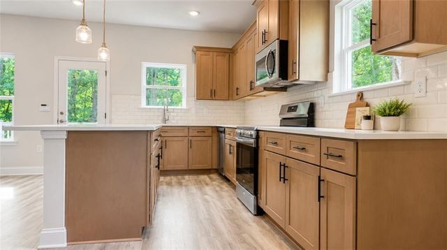 646 Bald Ridge Circle, Demorest, GA 30535