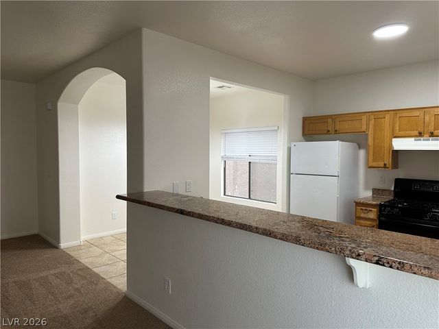 1613 White Skies Court, Las Vegas, NV 89156