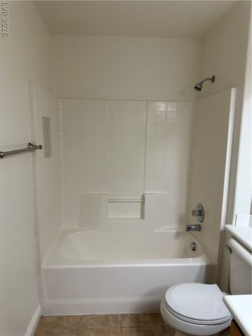 1613 White Skies Court, Las Vegas, NV 89156
