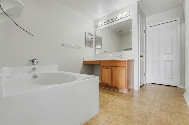 194 ABALONE ROAD NW, Palm Bay, FL 32907