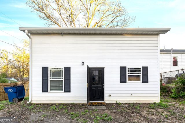 56 Holly Road NW, Atlanta, GA 30314