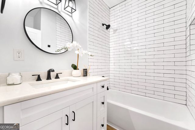 56 Holly Road NW, Atlanta, GA 30314