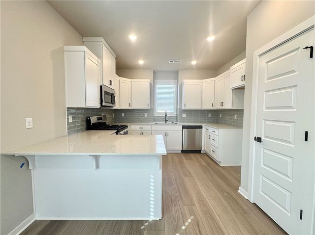 2705 Relaxation Avenue, Springdale, AR 72764