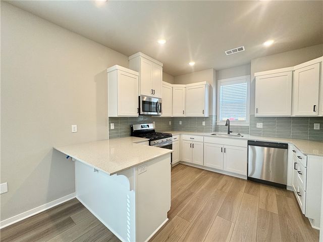 2705 Relaxation Avenue, Springdale, AR 72764