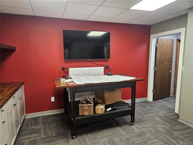 4627 J Street SW, Cedar Rapids, IA 52404