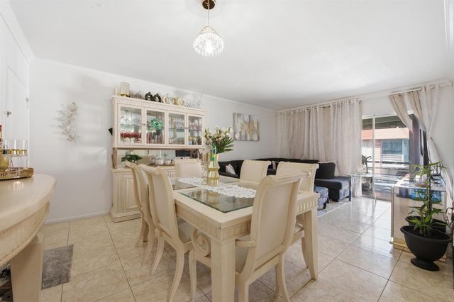3550 NW 8th Avenue 812, Pompano Beach, FL 33064