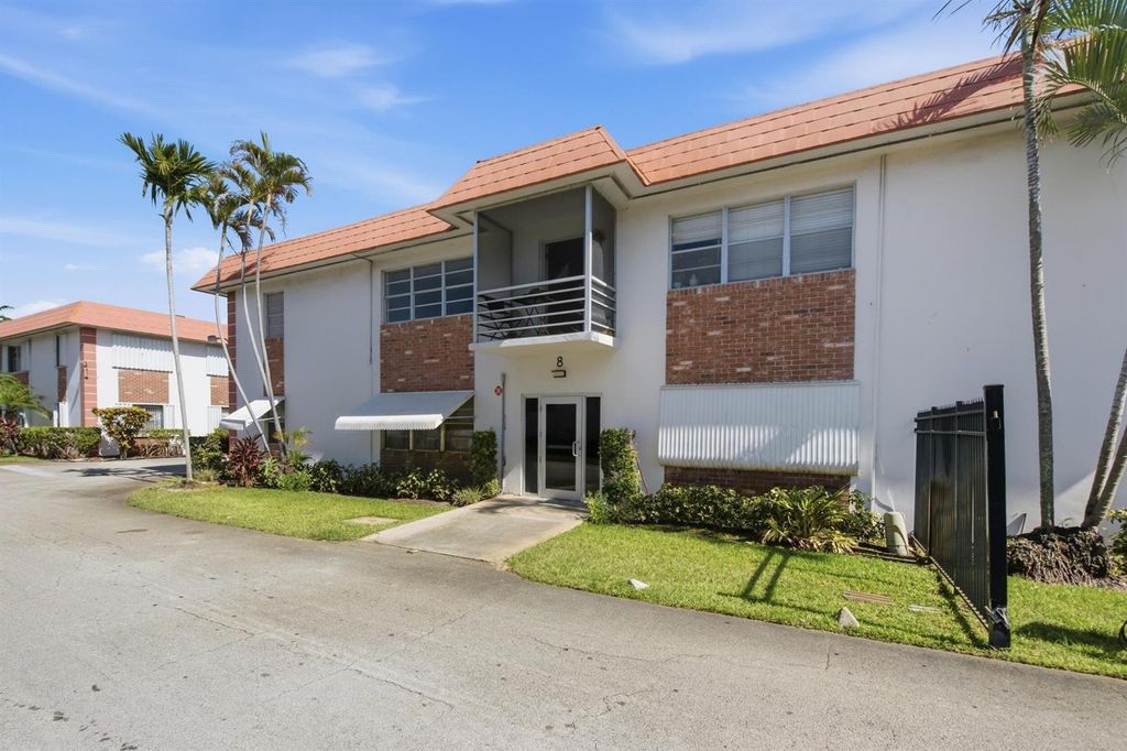3550 NW 8th Avenue 812, Pompano Beach, FL 33064