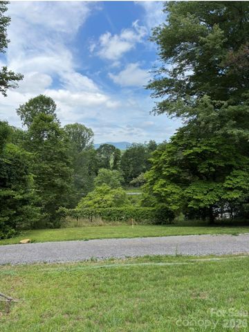 6 Green Knoll Drive, Candler, NC 28715