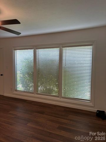 6 Green Knoll Drive, Candler, NC 28715
