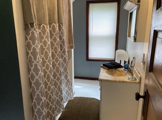 937 N HOGAN STREET, Antigo, WI 54409