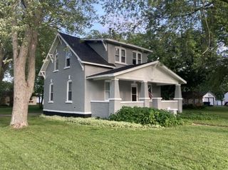 937 N HOGAN STREET, Antigo, WI 54409