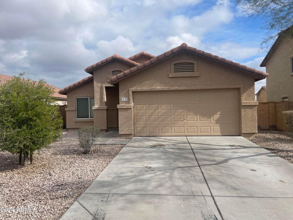 1333 S 220th Drive, Buckeye, AZ 85326