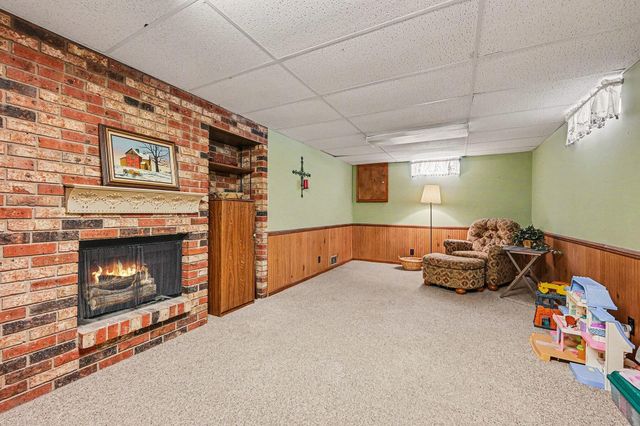 7589 Foxwood, Richland Twp, MI 49083