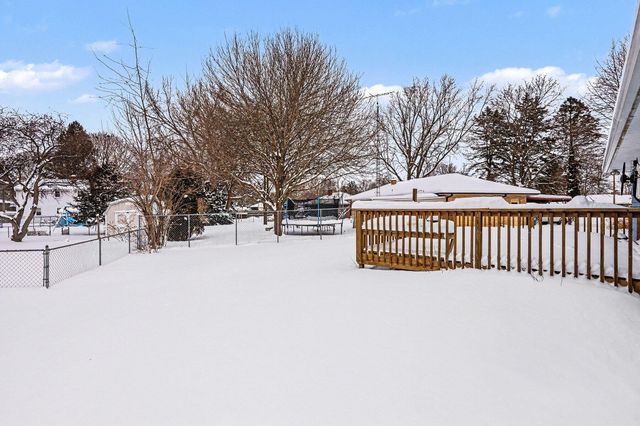 7589 Foxwood, Richland Twp, MI 49083