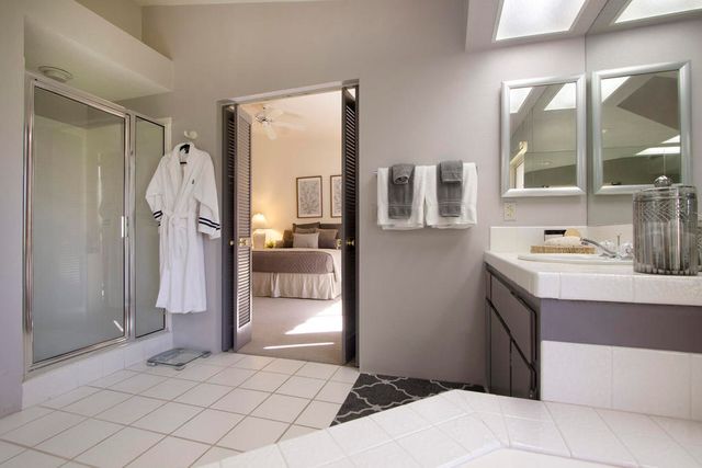 794 Montana Vista Drive, Palm Desert, CA 92211