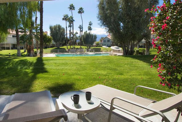 794 Montana Vista Drive, Palm Desert, CA 92211