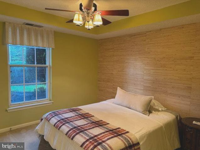 1 INVERNESS CIR, Marlton, NJ 08053