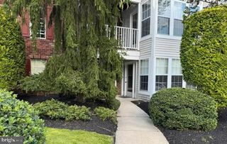 1 INVERNESS CIR, Marlton, NJ 08053