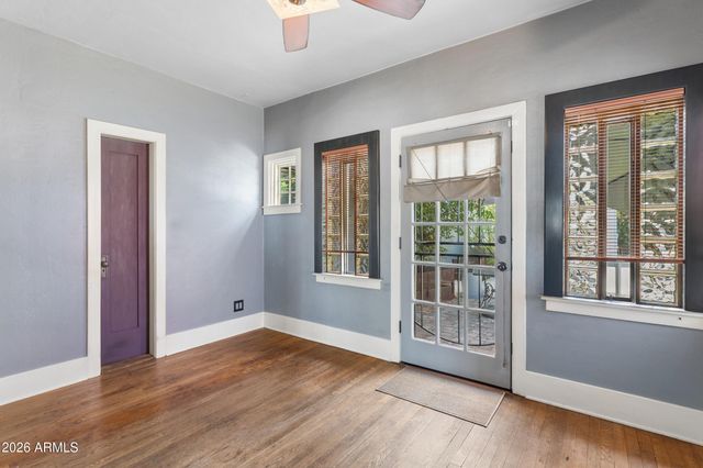 537 W WILLETTA Street, Phoenix, AZ 85003