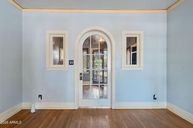 537 W WILLETTA Street, Phoenix, AZ 85003