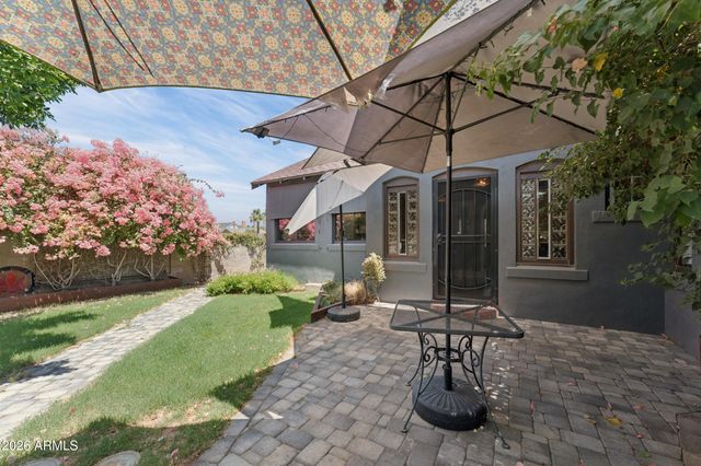 537 W WILLETTA Street, Phoenix, AZ 85003