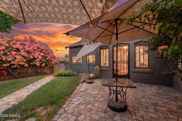 537 W WILLETTA Street, Phoenix, AZ 85003