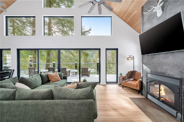 162 E Maple Lane, Clarion, PA 16214