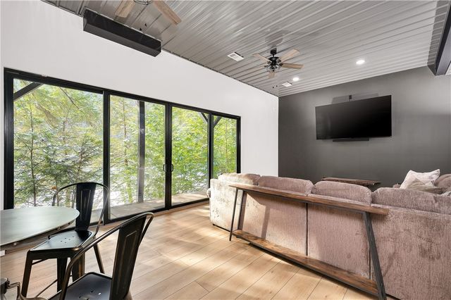 162 E Maple Lane, Clarion, PA 16214