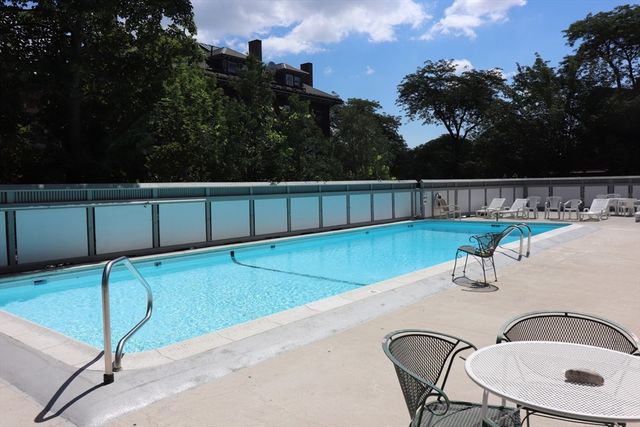 19 Winchester St 708, Brookline, MA 02446