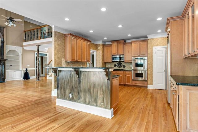 2359 Glenmore Lane, Snellville, GA 30078