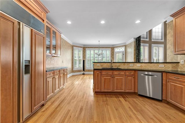 2359 Glenmore Lane, Snellville, GA 30078