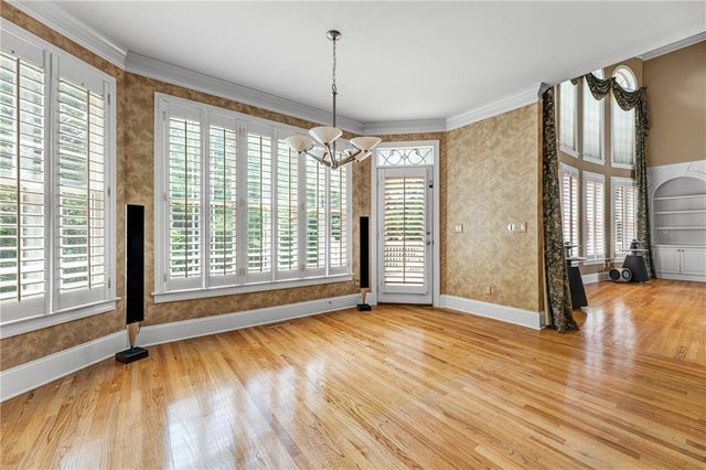 2359 Glenmore Lane, Snellville, GA 30078