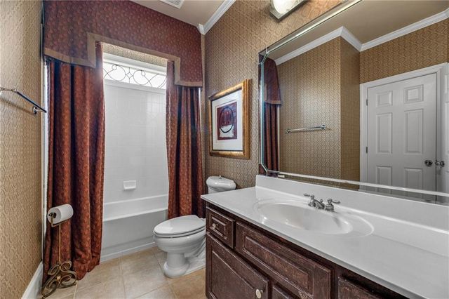 2359 Glenmore Lane, Snellville, GA 30078