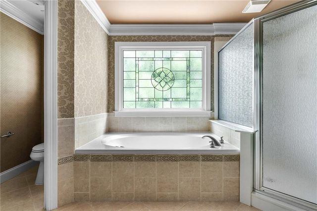 2359 Glenmore Lane, Snellville, GA 30078