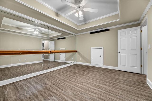 2359 Glenmore Lane, Snellville, GA 30078