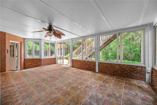 2359 Glenmore Lane, Snellville, GA 30078