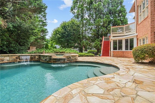 2359 Glenmore Lane, Snellville, GA 30078