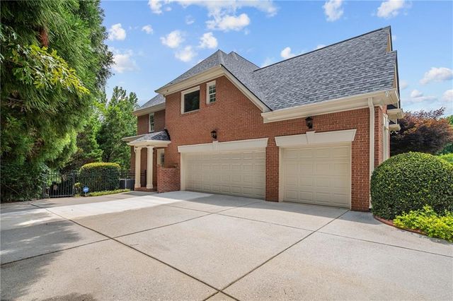 2359 Glenmore Lane, Snellville, GA 30078