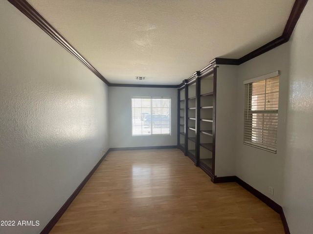 963 W MORELOS Street, Chandler, AZ 85225