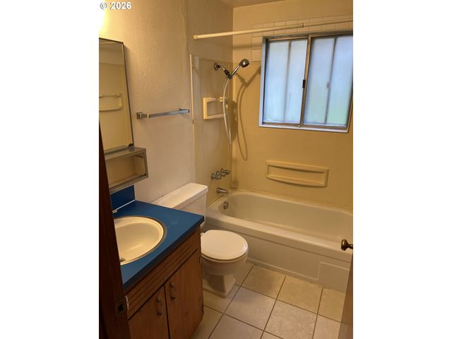 3506 M St, Vancouver, WA 98663