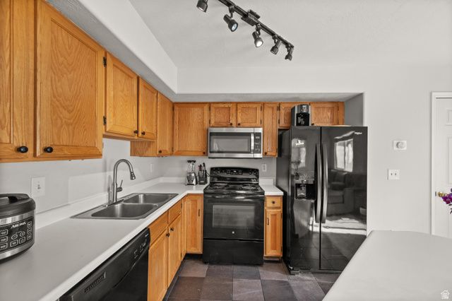 4793 W BARLETTA CT, West Jordan, UT 84084