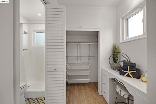 18595 Laredo Rd, Castro Valley, CA 94546