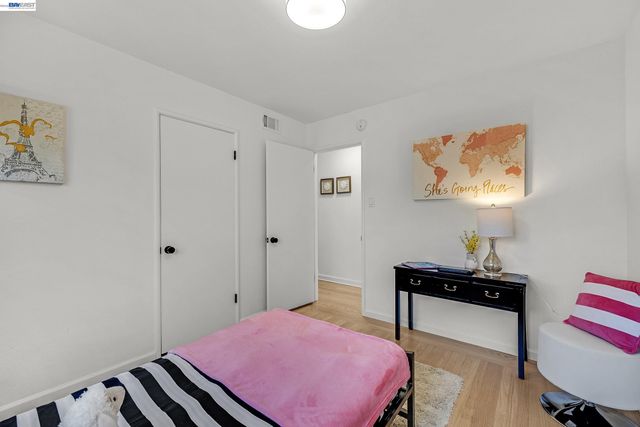 18595 Laredo Rd, Castro Valley, CA 94546