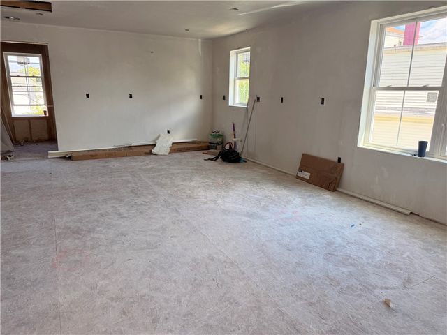 27 carter Street, Providence, RI 02907