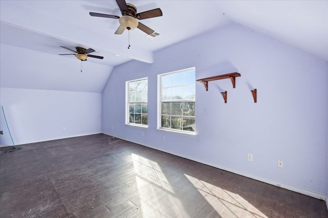 730 Summers Lane, Lake Dallas, TX 75065