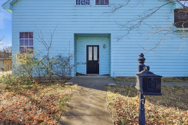 730 Summers Lane, Lake Dallas, TX 75065