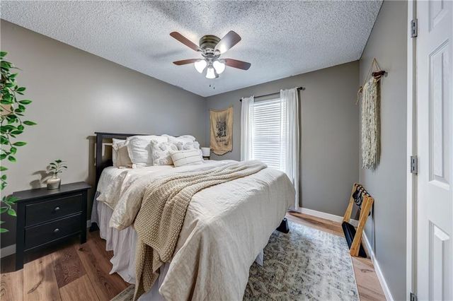 1305 NE Quail Walk Drive, Blue Springs, MO 64014