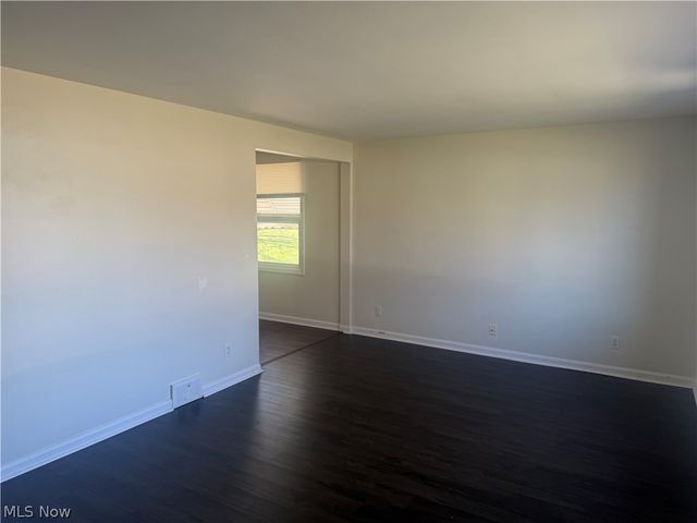 2471 Chaney Circle, Youngstown, OH 44509