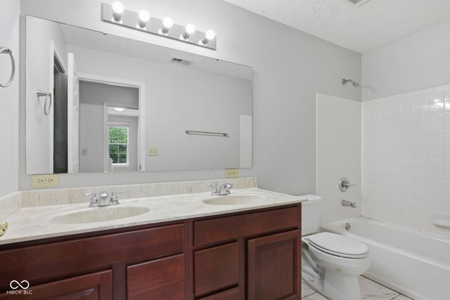 12470 Calluna Court, Fishers, IN 46037