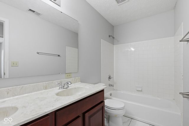 12470 Calluna Court, Fishers, IN 46037